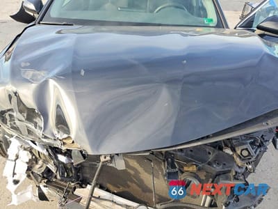 Zdjęcie 11 z 12 samochodu: 2022 TOYOTA CAMRY HYBRID LE VIN:4T1C31AK6NU580876 - miniatura