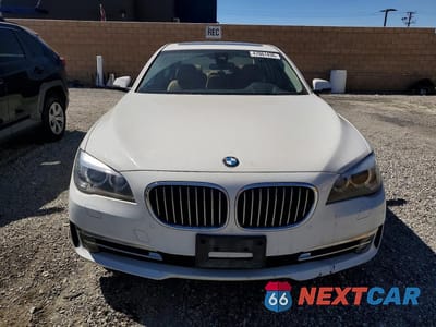 Piąte zdjęcie samochodu w środku: 2013 BMW 740 LI VIN:WBAYE4C57DDW22626 - miniatura