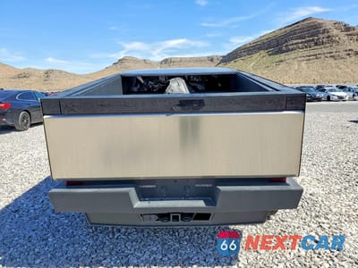 Zdjęcie 6 z 12 samochodu: 2025 TESLA CYBERTRUCK VIN:7G2CEGEC9SA077409 - miniatura