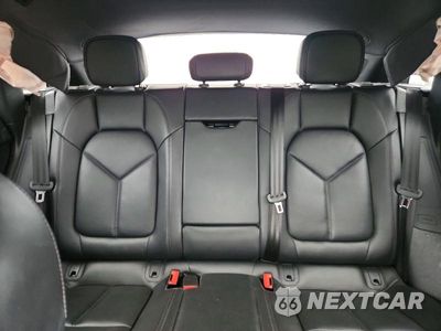 Zdjęcie 10 z 12 samochodu: 2023 PORSCHE MACAN BASE VIN:WP1AA2A54PLB15683 - miniatura