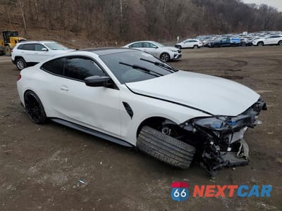 Czwarte zdjęcie samochodu z boku: 2023 BMW M4 COMPETITION VIN:WBS33AZ07PCM46743 - miniatura