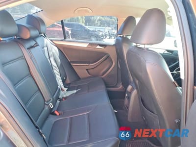 Zdjęcie 10 z 12 samochodu: 2014 VOLKSWAGEN JETTA VIN:3VWD17AJ7EM425232 - miniatura