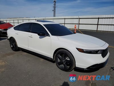 Czwarte zdjęcie samochodu z boku: 2025 HONDA ACCORD HYBRID SPORT-L VIN:1HGCY2F74SA095828 - miniatura