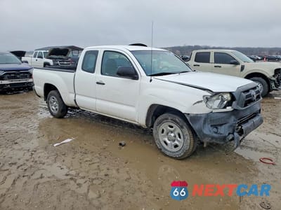 Czwarte zdjęcie samochodu z boku: 2015 TOYOTA TACOMA BASE VIN:5TFTX4CN2FX059025 - miniatura