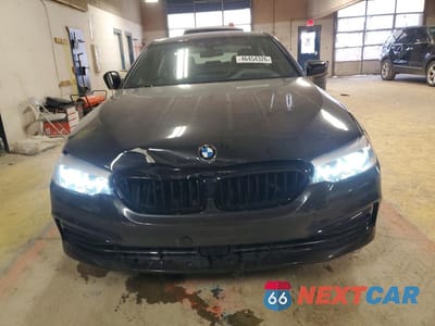 Piąte zdjęcie samochodu w środku: 2020 BMW 530 XI VIN:WBAJR7C03LCE13354 - miniatura