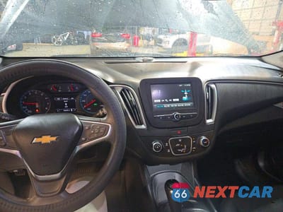 Zdjęcie 9 z 10 samochodu: 2018 CHEVROLET MALIBU LS VIN:1G1ZB5ST8JF120318 - miniatura