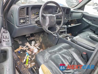 Zdjęcie 8 z 11 samochodu: 2001 CHEVROLET SILVERADO C1500 VIN:2GCEC19T411134838 - miniatura