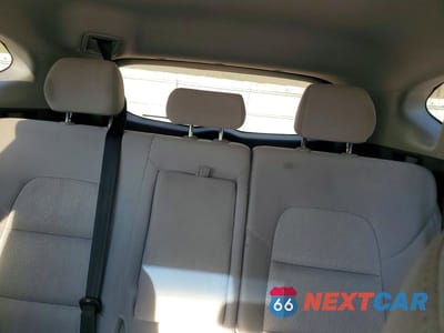 Zdjęcie 10 z 13 samochodu: 2018 HYUNDAI TUCSON SE VIN:KM8J2CA45JU807895 - miniatura
