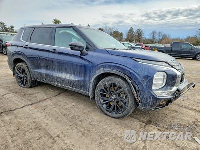Czwarte zdjęcie samochodu z boku: 2023 MITSUBISHI OUTLANDER SE VIN:JA4J3UA85PZ011177 - miniatura