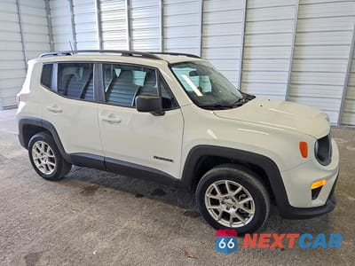 Czwarte zdjęcie samochodu z boku: 2022 JEEP RENEGADE SPORT VIN:ZACNJDA11NPP00500 - miniatura