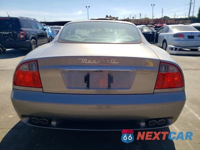 Zdjęcie 6 z 12 samochodu: 2004 MASERATI COUPE GT VIN:ZAMBC38A640011097 - miniatura