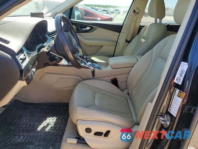 Zdjęcie 7 z 14 samochodu: 2018 AUDI Q7 VIN:WA1VAAF72JD054644 - miniatura