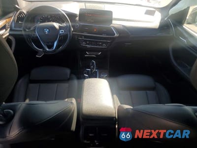 Zdjęcie 8 z 13 samochodu: 2019 BMW X3 XDRIVE30I VIN:5UXTR9C50KLR10990 - miniatura