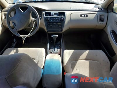 Zdjęcie 8 z 12 samochodu: 2000 HONDA ACCORD SE VIN:JHMCG5670YC040193 - miniatura
