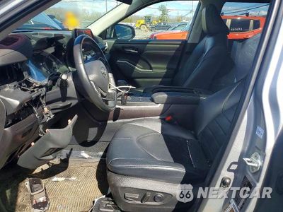 Zdjęcie 7 z 11 samochodu: 2023 TOYOTA HIGHLANDER HYBRID XLE VIN:5TDKARAH3PS518402 - miniatura