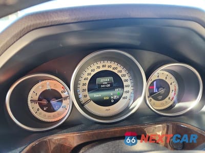 Zdjęcie 9 z 12 samochodu: 2014 MERCEDES-BENZ E 350 VIN:WDDHF5KB9EA980784 - miniatura