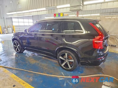 Drugie zdjęcie samochodu z przodu: 2016 VOLVO XC90 T6 VIN:YV4A22PM3G1052100 - miniatura