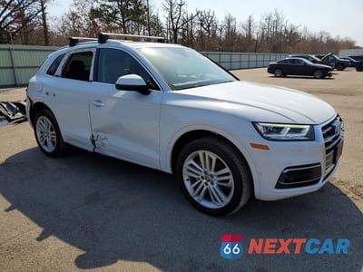 Czwarte zdjęcie samochodu z boku: 2020 AUDI Q5 PRESTIGE VIN:WA1CNAFY8L2063853 - miniatura