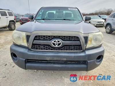 Piąte zdjęcie samochodu w środku: 2011 TOYOTA TACOMA BASE VIN:5TFNX4CNXBX003434 - miniatura