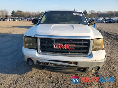 Piąte zdjęcie samochodu w środku: 2011 GMC SIERRA C1500 SLE VIN:3GTP1VE00BG379520 - miniatura