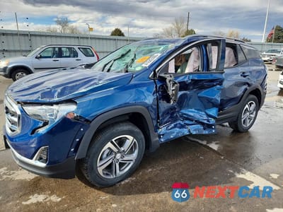 2020 GMC TERRAIN SLT 3GKALVEV4LL195447 - główne zdjęcie licytacji z USA - miniatura