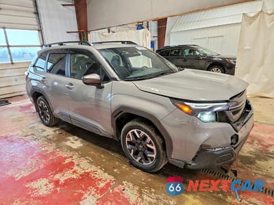 Czwarte zdjęcie samochodu z boku: 2025 SUBARU FORESTER PREMIUM VIN:JF2SLDDC1SH538224 - miniatura