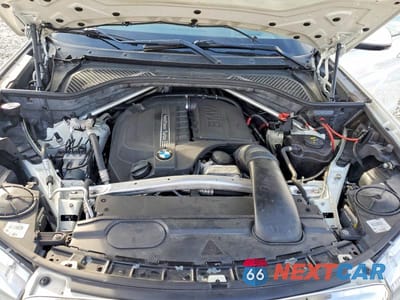 Zdjęcie 12 z 12 samochodu: 2015 BMW X5 XDRIVE35I VIN:5UXKR0C51F0K59741 - miniatura