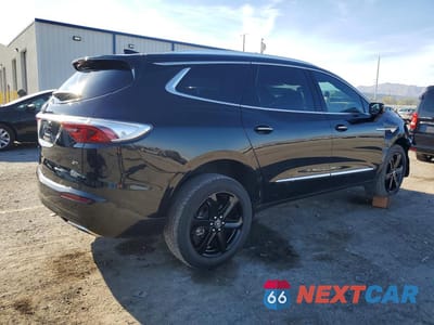 Trzecie zdjęcie samochodu z tyłu: 2023 BUICK ENCLAVE ESSENCE VIN:5GAERBKW2PJ148262 - miniatura