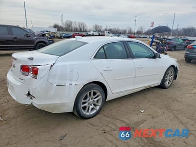 Trzecie zdjęcie samochodu z tyłu: 2015 CHEVROLET MALIBU 1LT VIN:1G11C5SL2FF154062 - miniatura