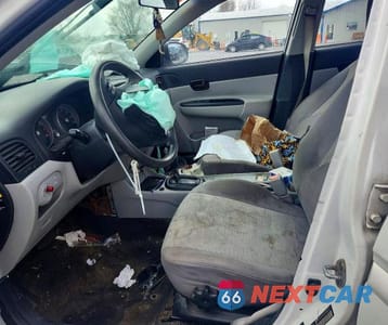 Zdjęcie 7 z 12 samochodu: 2010 HYUNDAI ACCENT GLS VIN:KMHCN4AC0AU486538 - miniatura