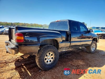 Trzecie zdjęcie samochodu z tyłu: 2000 CHEVROLET SILVERADO C1500 VIN:2GCEC19T0Y1376827 - miniatura