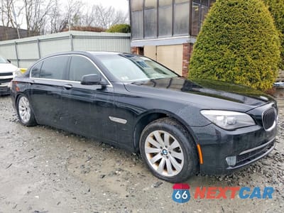 Czwarte zdjęcie samochodu z boku: 2010 BMW 750 LI XDRIVE VIN:WBAKC8C53ACY68139 - miniatura