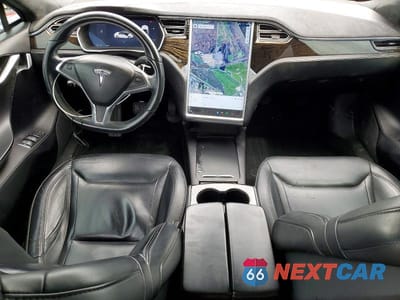 Zdjęcie 8 z 12 samochodu: 2016 TESLA MODEL S VIN:5YJSA1E18GF155873 - miniatura