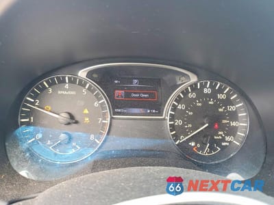 Zdjęcie 9 z 12 samochodu: 2017 NISSAN ALTIMA 2.5 SV VIN:1N4AL3AP0HC120115 - miniatura