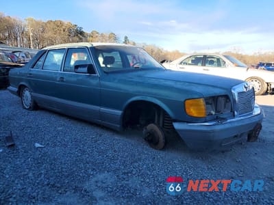 Czwarte zdjęcie samochodu z boku: 1986 MERCEDES-BENZ 560 SEL VIN:WDBCA39046A228975 - miniatura