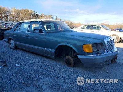Czwarte zdjęcie samochodu z boku: 1986 MERCEDES-BENZ 560 SEL VIN:WDBCA39046A228975 - miniatura