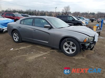 Czwarte zdjęcie samochodu z boku: 2011 DODGE CHARGER VIN:2B3CL3CGXBH586947 - miniatura