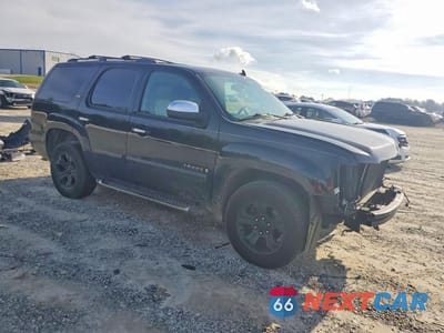 Czwarte zdjęcie samochodu z boku: 2007 CHEVROLET TAHOE K1500 VIN:1GNFK13057R356754 - miniatura