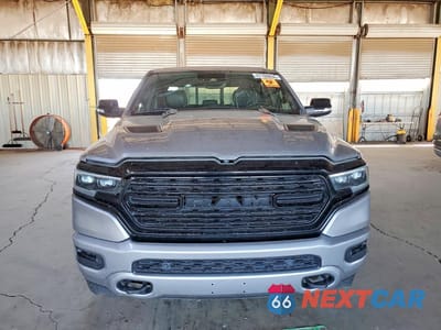 Piąte zdjęcie samochodu w środku: 2022 RAM 1500 LIMITED VIN:1C6SRFHM4NN429278 - miniatura