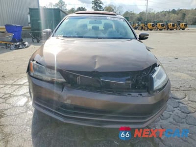 Piąte zdjęcie samochodu w środku: 2015 VOLKSWAGEN JETTA SE VIN:3VWD17AJ0FM329234 - miniatura