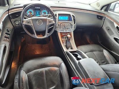 Zdjęcie 8 z 11 samochodu: 2011 BUICK LACROSSE CXL VIN:1G4GC5ED9BF337812 - miniatura