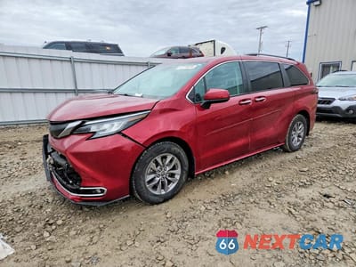 2022 TOYOTA SIENNA XLE 7-PASSENGER 5TDJRKEC7NS089711 - główne zdjęcie licytacji z USA - miniatura