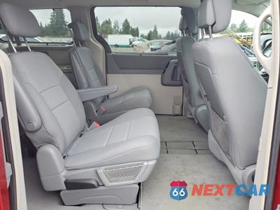 Zdjęcie 11 z 13 samochodu: 2010 CHRYSLER TOWN & COUNTRY TOURING VIN:2A4RR5D1XAR315614 - miniatura