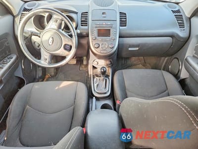 Zdjęcie 8 z 12 samochodu: 2013 KIA SOUL + VIN:KNDJT2A64D7519818 - miniatura