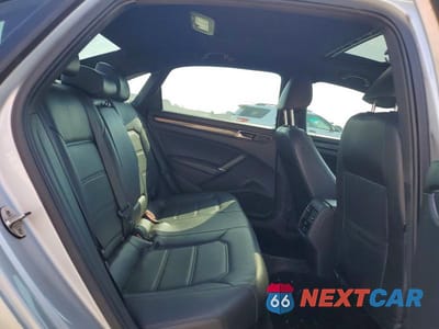Zdjęcie 10 z 12 samochodu: 2016 VOLKSWAGEN PASSAT SE VIN:1VWBT7A39GC029083 - miniatura