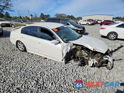 Czwarte zdjęcie samochodu z boku: 2003 NISSAN ALTIMA 2.5 VIN:1N4AL11D33C295638 - miniatura