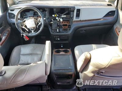 Zdjęcie 8 z 14 samochodu: 2016 TOYOTA SIENNA LIMITED 7-PASSENGER VIN:5TDDK3DC4GS137600 - miniatura