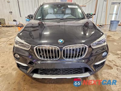 Piąte zdjęcie samochodu w środku: 2016 BMW X1 XDRIVE28I VIN:WBXHT3Z38G4A51067 - miniatura