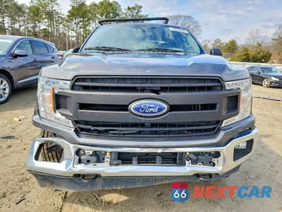 Piąte zdjęcie samochodu w środku: 2019 FORD F150 SUPER CAB VIN:1FTFX1E48KKC06603 - miniatura