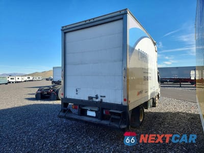 Trzecie zdjęcie samochodu z tyłu: 2017 ISUZU NPR HD VIN:JALC4W16XH7000886 - miniatura